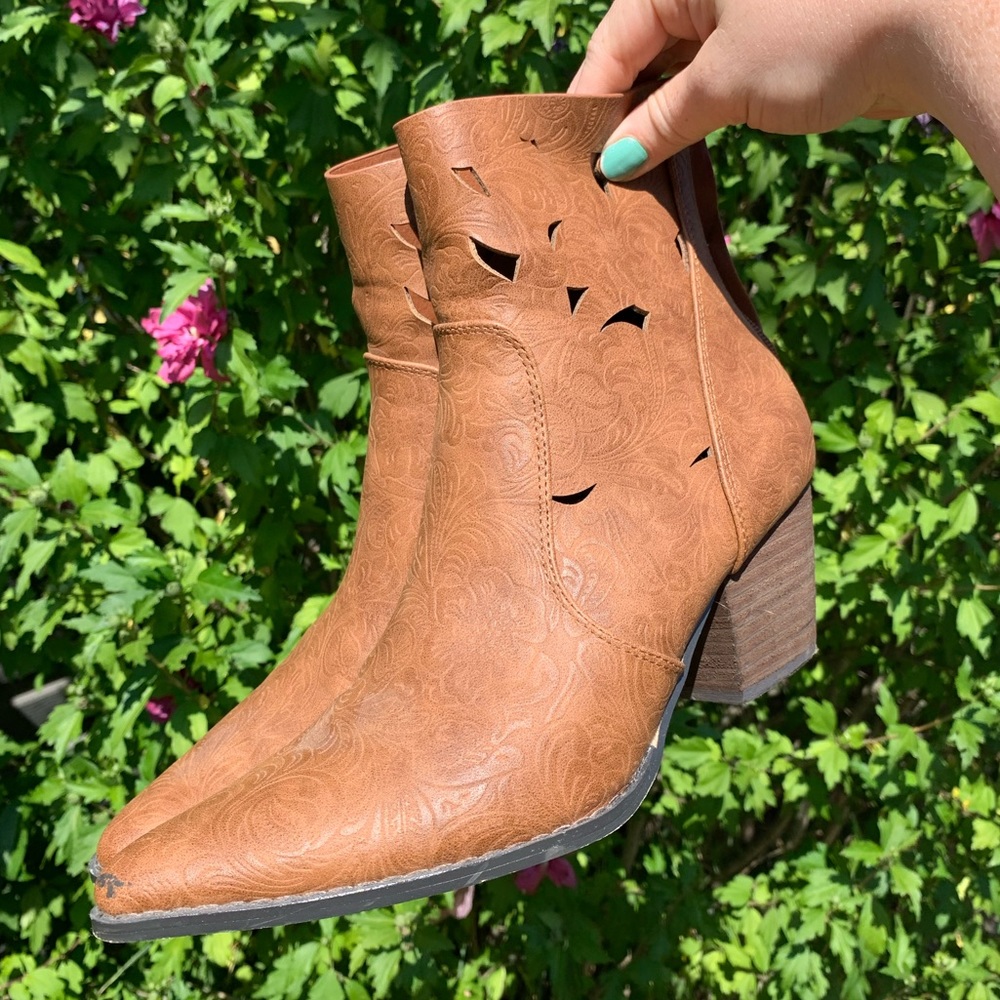 Matisse Acacia Ankle Boots from Anthropologie